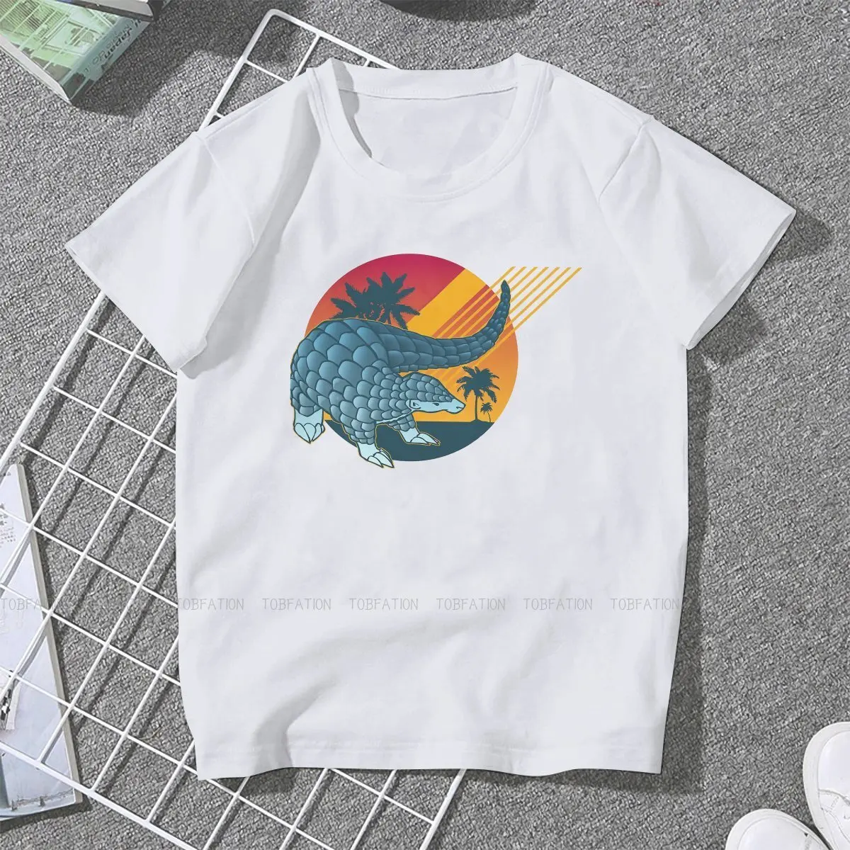 Футболка женская с принтом тиски Майами | Женская одежда