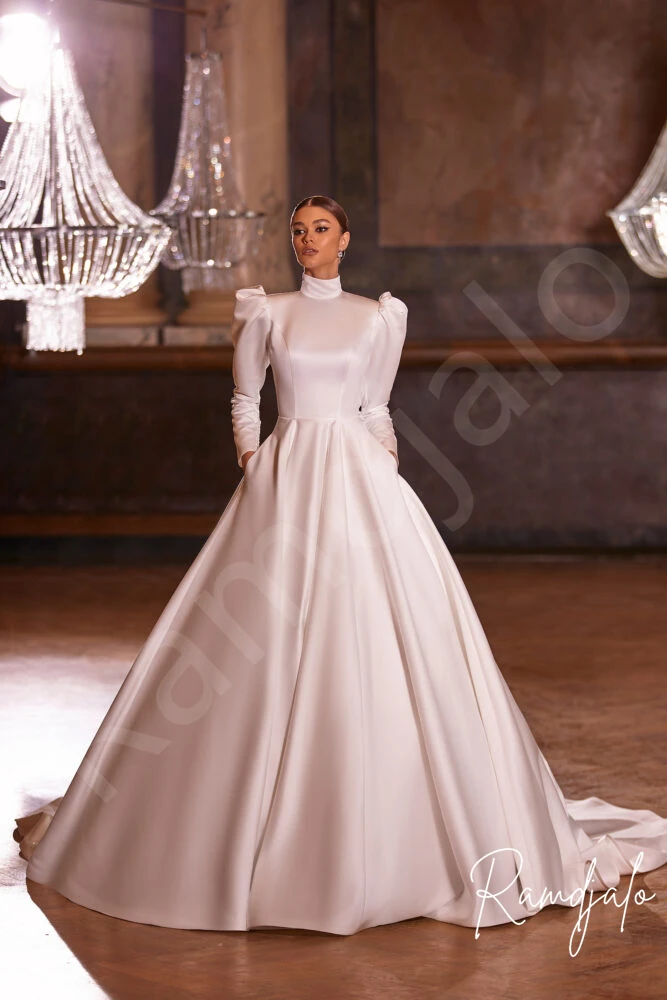 

Wedding Dresses 2021 Ball Gown High Neck Extra Puff Wide Shoulder Long Sleeves Full Buttons Pockets Sweep Bridal Gowns Bride Hot