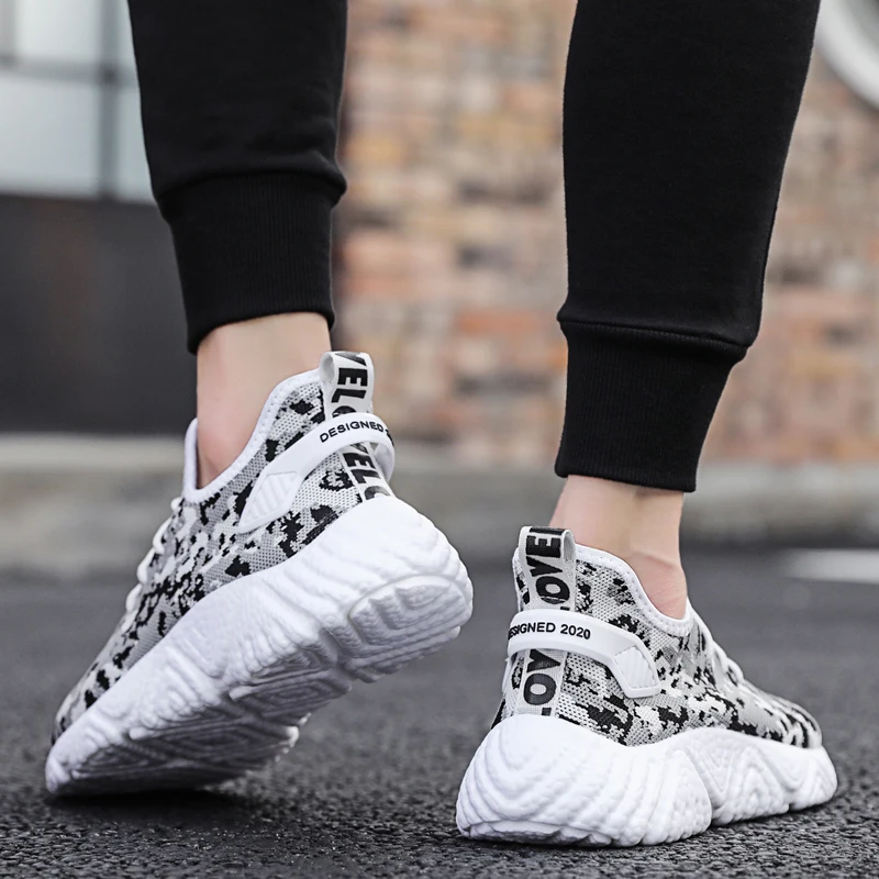 Спортивная обувь для мужчин 2020 летние новые мужские кроссовки со шнуровкой и