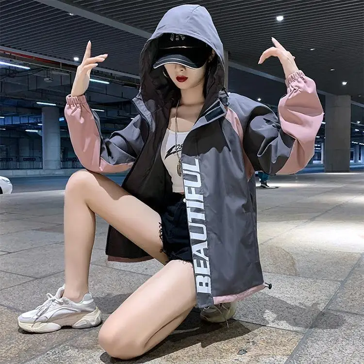 

2021 spring and autumn new tooling coat women's windbreaker versatile loose BF jacket Student Korean version of Hong Kong Style