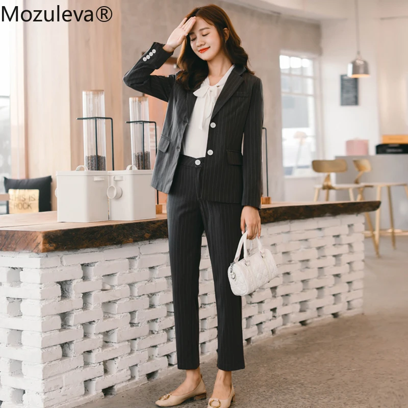 Женский брючный костюм из двух предметов однобортный пиджак и брюки|Брючные