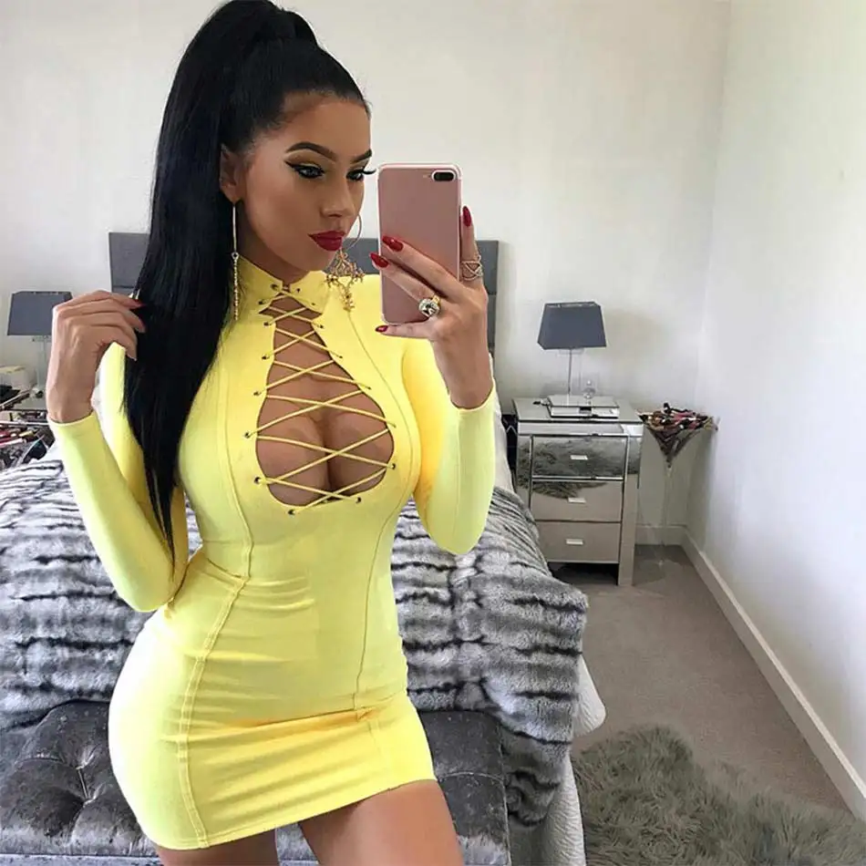 Женское Короткое облегающее платье с V-образным вырезом длинным рукавом и