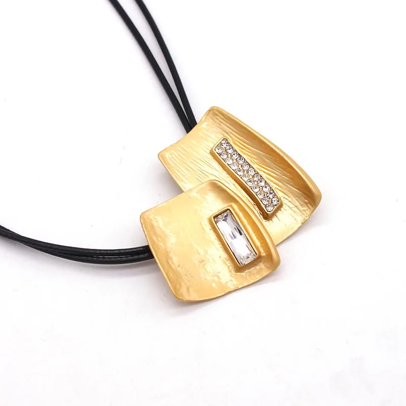 

2021 Collier Femme Long Gray Crystal Necklaces & Pendants for Women Round Statement Necklace Maxi Colar Chain Fashion Jewelry