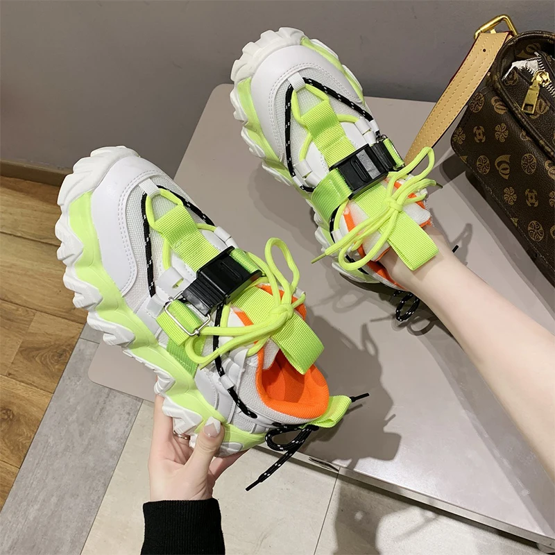 

2021 Women Green Platform Sneakers Spring Autumn Lace Up Casual Shoes Woman Trainers Fashion Buckle Designer Red Black Sneakers