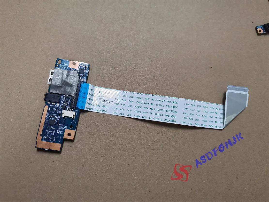 Для ноутбука LENOVO IDEAPAD V330-15IKB USB устройство для чтения аудиокарт SD V330-15 17A41-3 448.0DC10.0031 |
