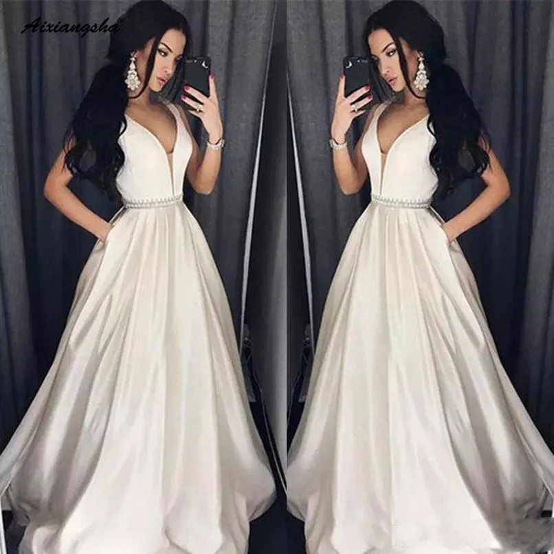

Elegant Plus Size Prom Dresses Floor length Long Ivory Formal Dress V Neck Evening Gown Beads Sash vestidos de fiesta