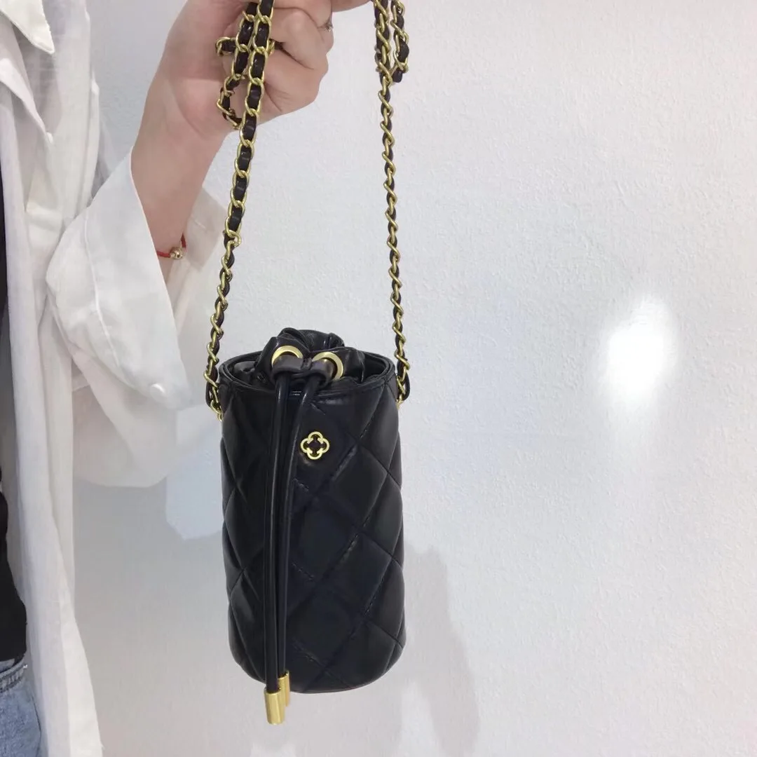 

Design French Bag Female 2021 New Fashion Rhombus Chain Messenger Bag Versatile Bucket Bag Shoulder Bag
