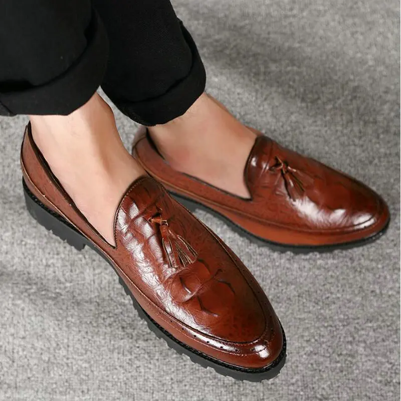 Новинка Мужские кожаные оксфорды с узором крокодиловая кожа Официальная обувь