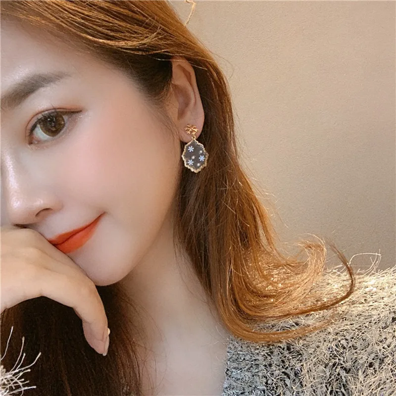 MENGJIQIAO Новые Модные прозрачные акриловые висячие серьги снежинки для женщин