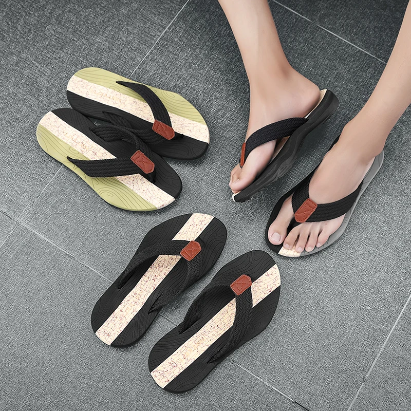 

Summer Beach Men's Slippers Outdoor Slippers Non-Slip Good Quality Shoes Soft Comfort Large Size Men's Shoes Fashion Slippers