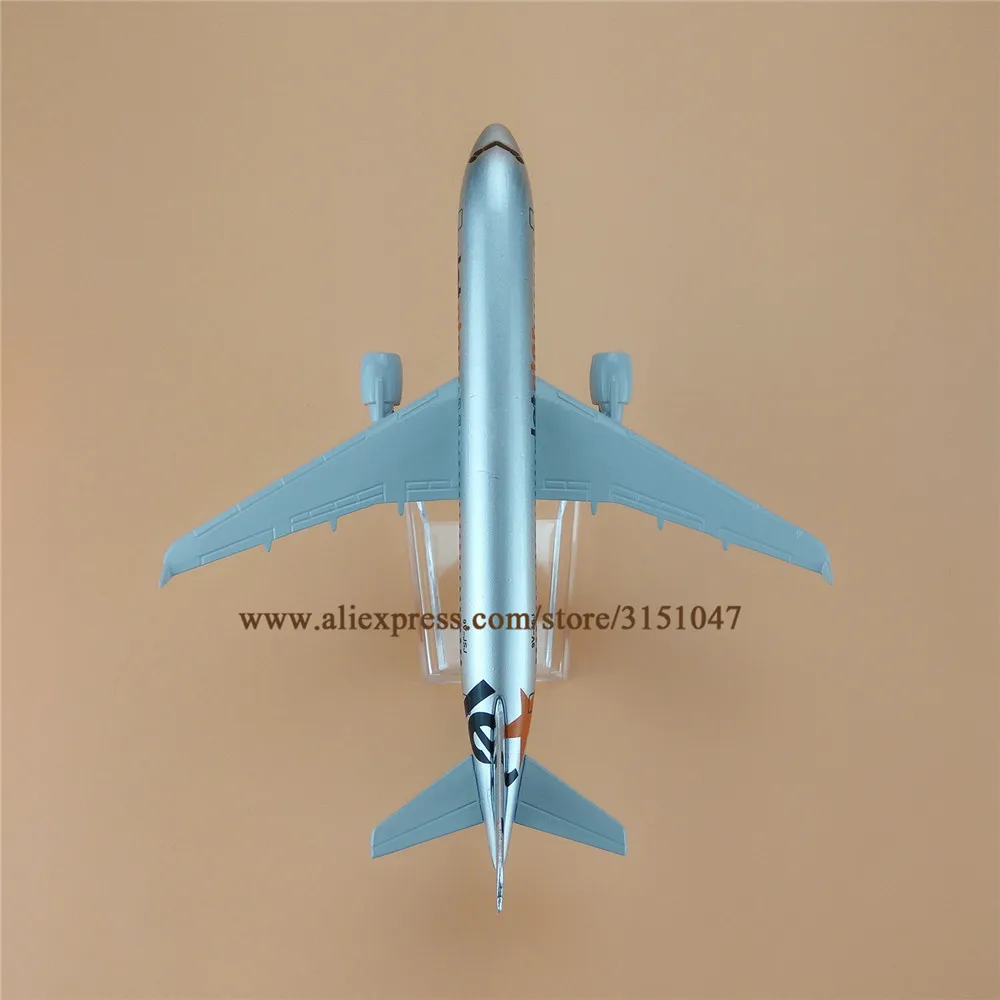 Сплав металла Jet Air Jetstar A320 Airlines модель самолета Airbus 320 Airways Детские Подарки 16 см |