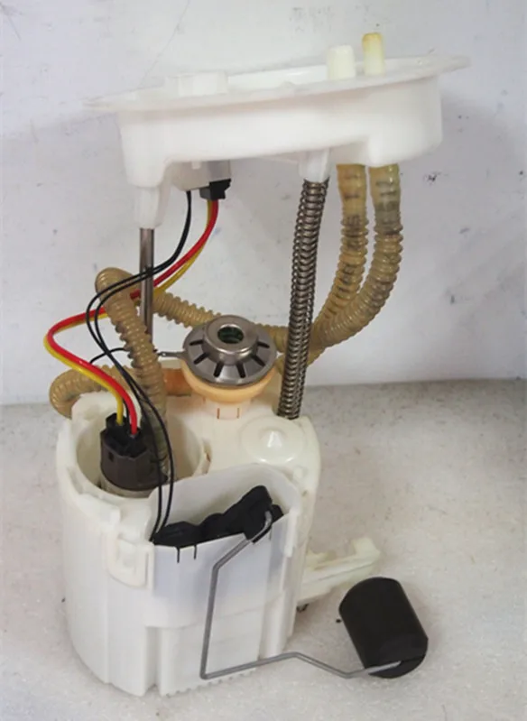 Б/у оригинальный топливный насос BOSCH 7273277-12 подходит для BMW серии 3 GRAN TURISMO (F34) 328 i xDrive 180KW 245CV 0580200131.