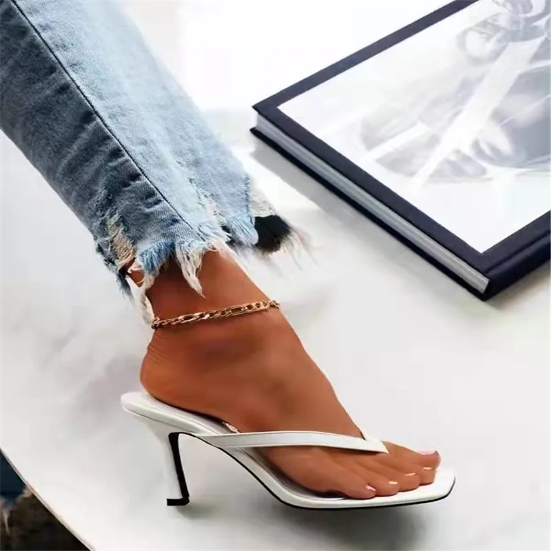 

2021 European and sk American women's plus size high-heeled solid color stiletto slippers 1698