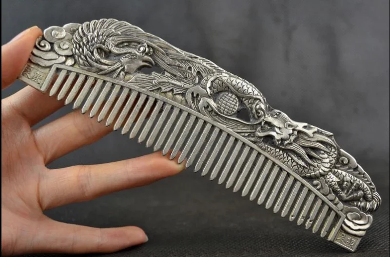 

Chinese Old Decoration Collectibles Handwork Tibet Silver Carving Dragon Comb A+