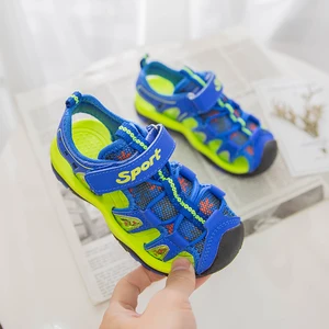 Летние сандалии; Детская обувь; Спортивные пляжные сандалии для девочек; Повседневная нескользящая обувь с вырезами и острым носком на мягкой подошве; HBX022