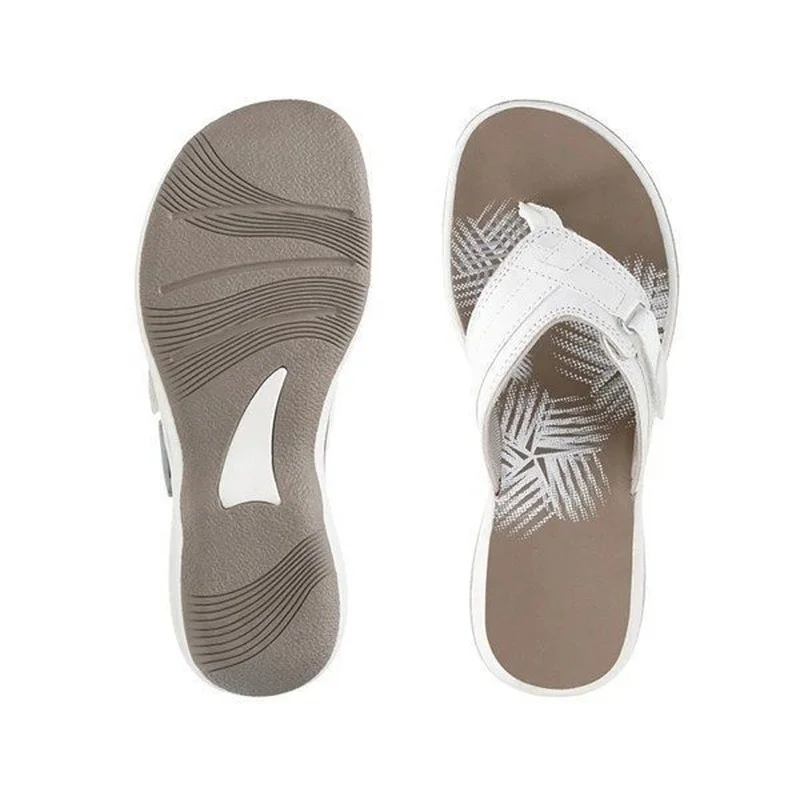 

The New Men and Women's Casual Sandals for The Summer of 2021Are Both Casual and Comfortable. Beach Sandals Can Be Worn Outdoors