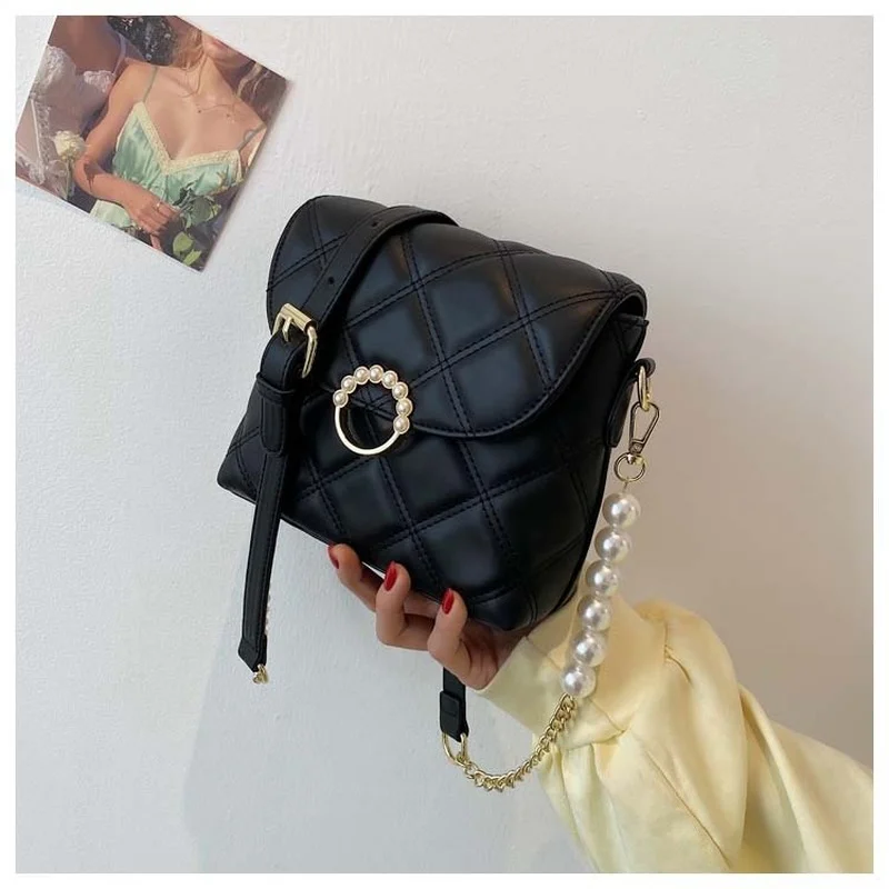 

High-quality Ladies Chain Shoulder Bag 2021 New Fashion Rhombus Bag Korean Version of All-match Messenger Bag Pearl Shoulder Bag