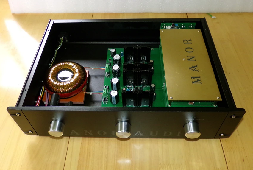 Двойной флагманский усилитель для телефонов класса А Полнодиапазонный