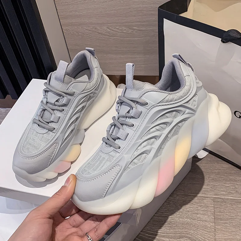 

New breathable and all-match web celebrity daddy shoes for women's INS fashion casual shoes with high platform net shoes