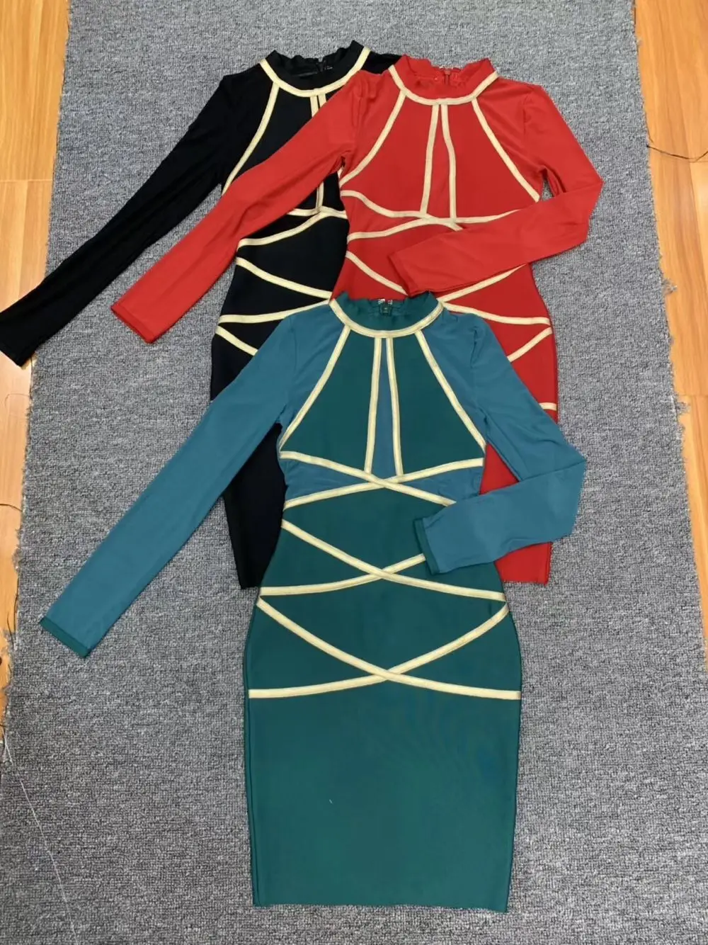 Высококачественное зеленое красное Бандажное платье из искусственного шелка с