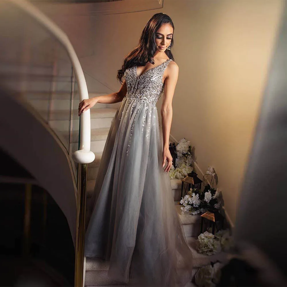 Серое длинное платье с кристаллами для выпускного вечера 2020 V образный вырез тюль