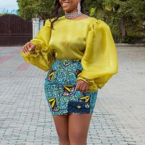 Женский комплект из двух предметов прозрачная блузка топ с принтом мини юбка