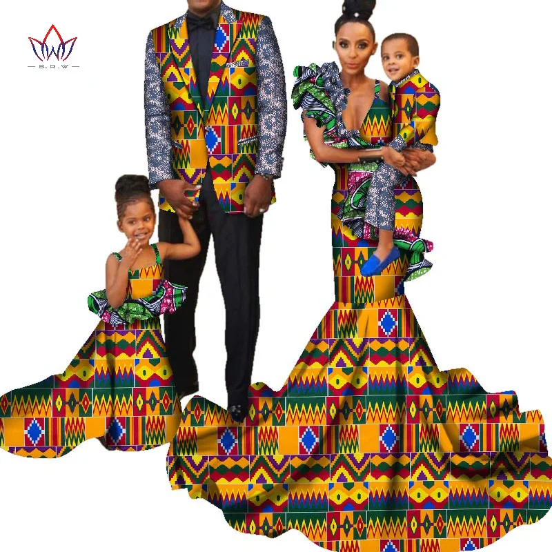 

2021 4pcs Set African Dresses Women Bazin Riche African Clothing Men Blazer Top African Couple Clothes Childer Clothes WYQ545