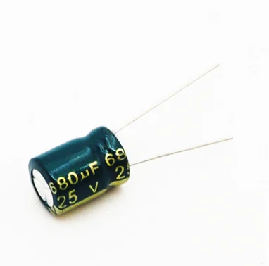 Встроенный 25V680UF 10X13 высокочастотное низкое сопротивление к высоким температурам