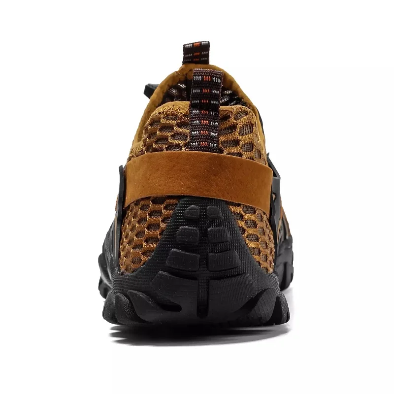 

New 2020 Men Summer Breathable Hiking Shoes Suede Mesh Outdoor Men Sneakers Climbing Shoes Men Sport Shoes Quick-dry Water Shoes