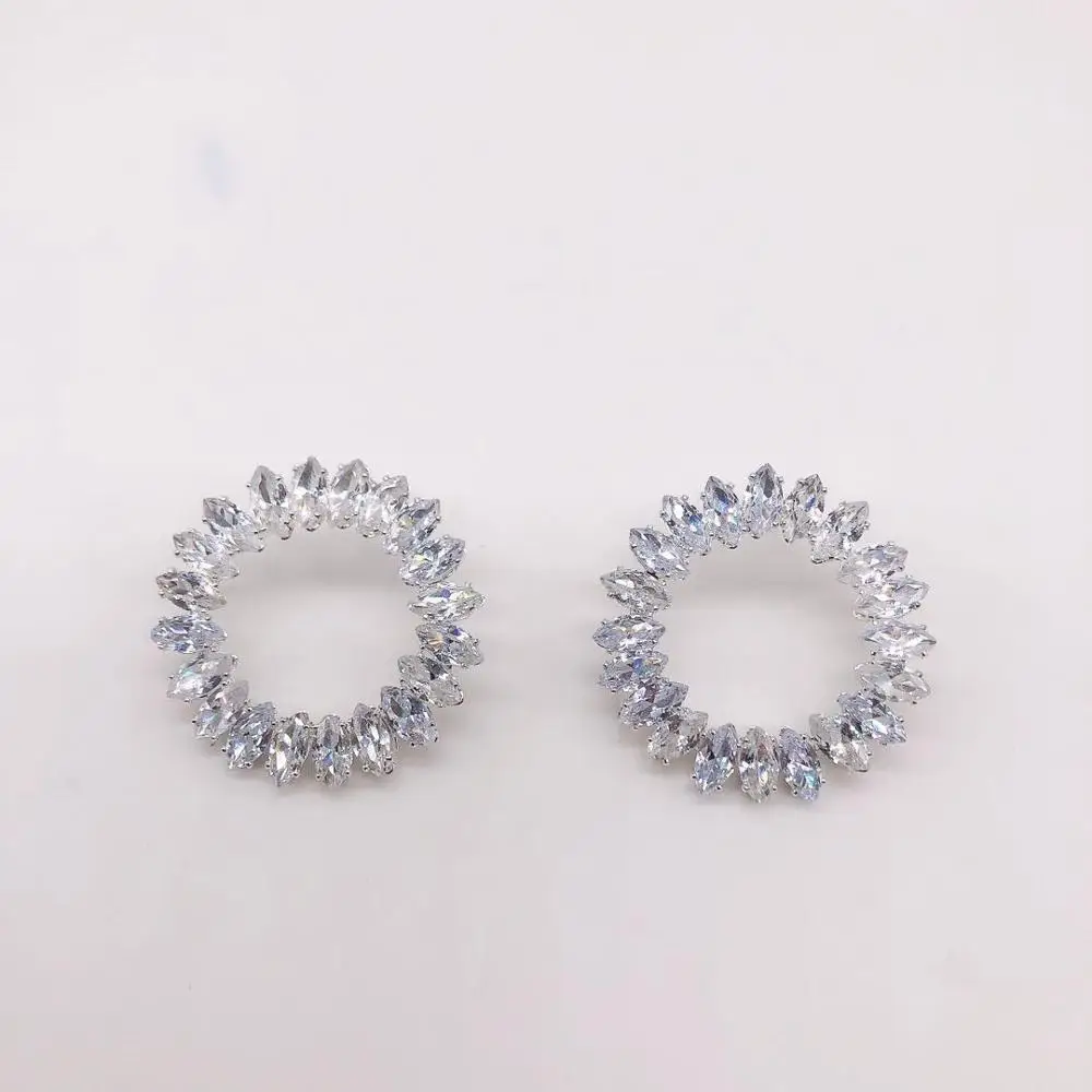 

Fashionable and simple Rhinestone Round Earrings 2020 new women's Pendant Earrings party jewelry gifts exquisite Earrings