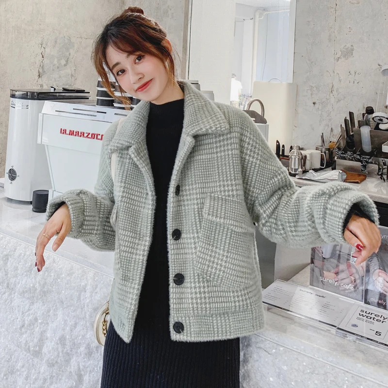 

Casual Loose Women Jacket Plaid Parka Coat Thick warm Outerwear Autumn Winter short Waterproof mink Jacket Women Coat Female