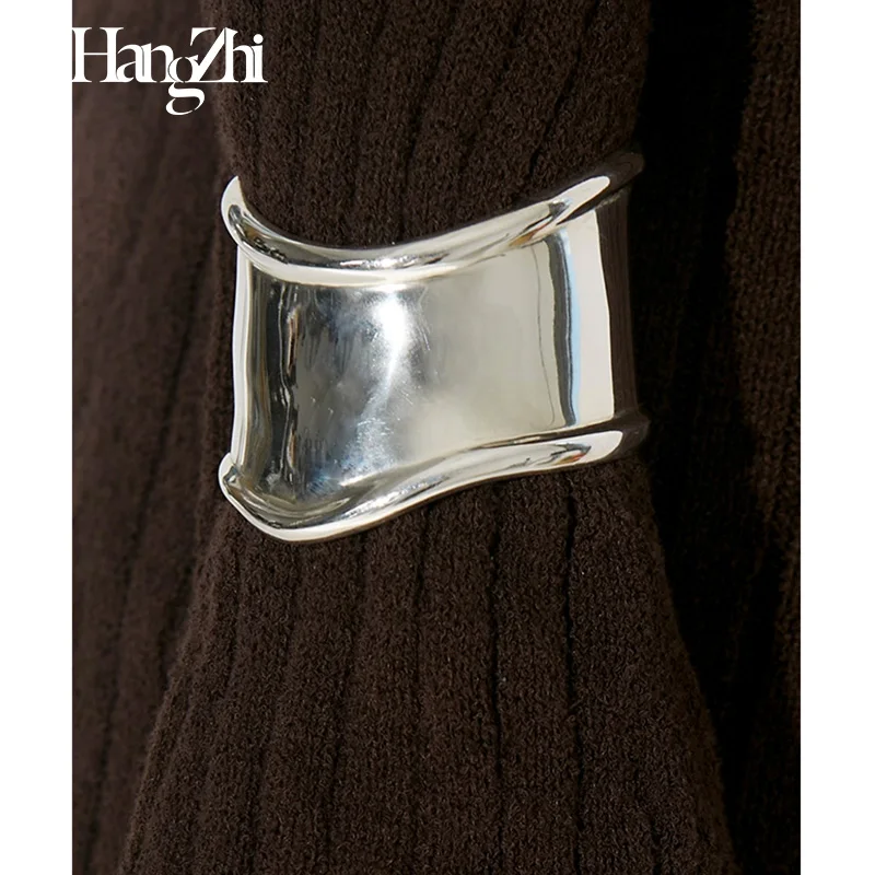 

HANGZHI 2021 New Metal Wavy Asymmetrical Cuff Bracelet Simple Punk Glossy Wide Bracelet for Men Women Hip Hop INS Trendy Jewelry