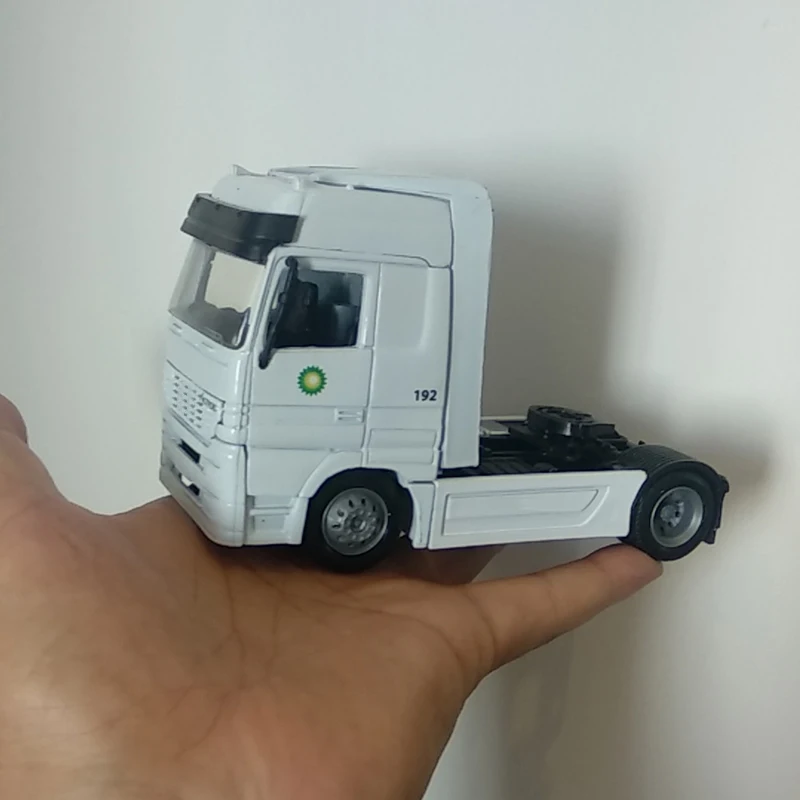 Коллекционные коллекционные подарки 1/43 года классические американские модели