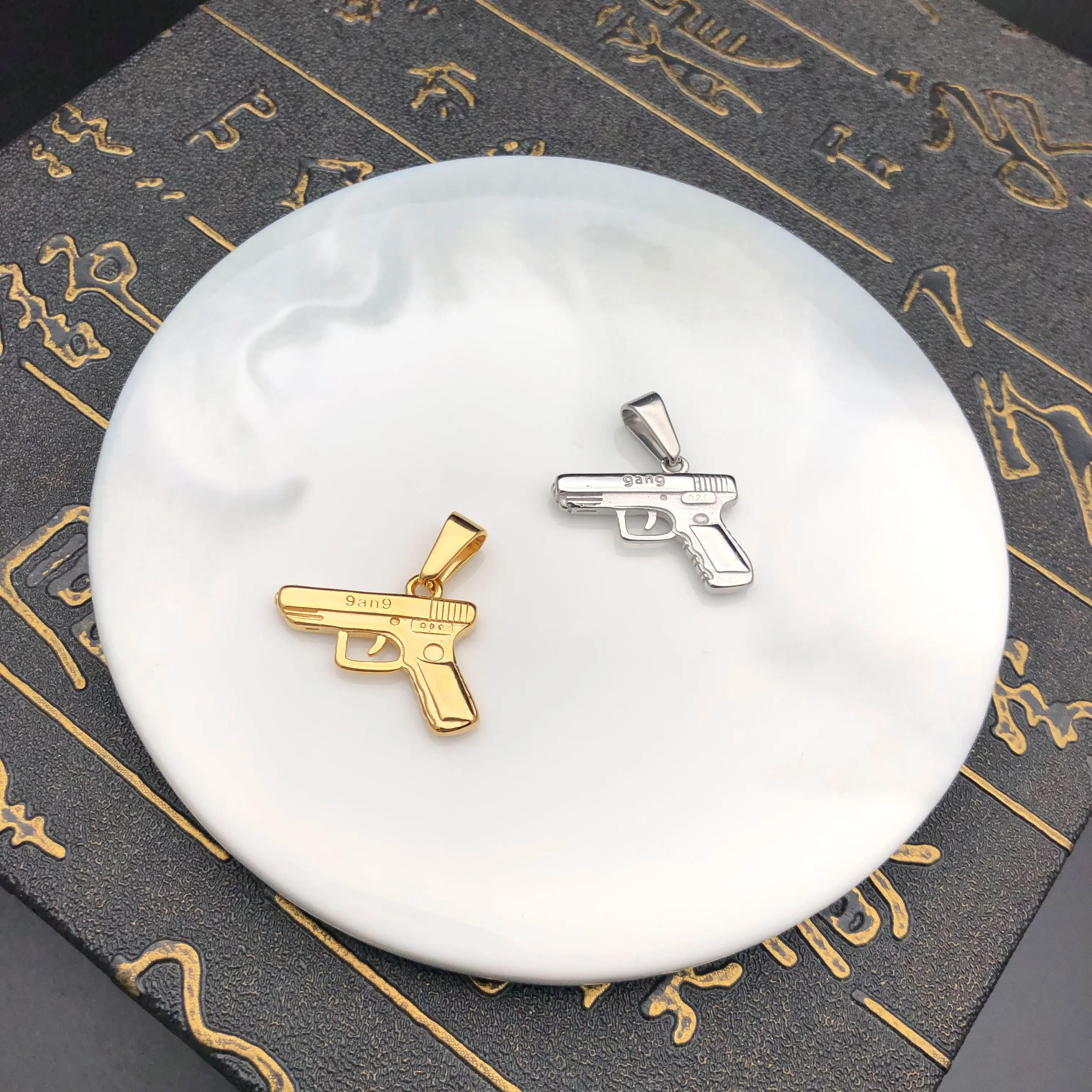 Мужская цепочка с подвеской в виде пистолета из нержавеющей стали | Украшения и