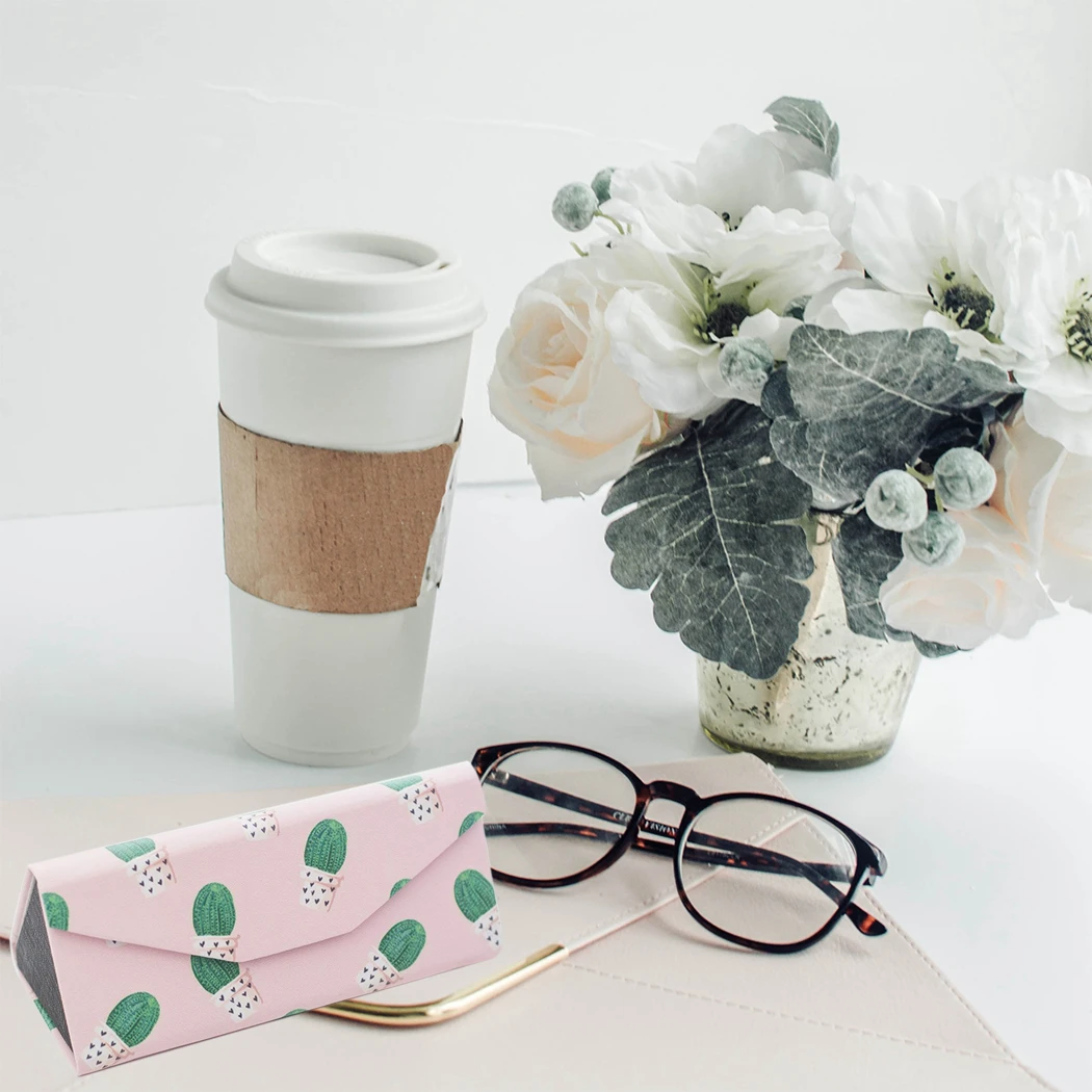 

Student Myopia Folding Glasses Case Sunglasses Women And Men Glasses Box Fresh Portable Flamingo Leaves Banana Leaf Glasses Box