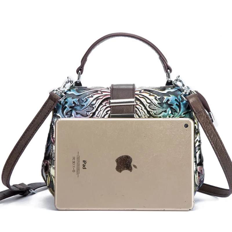 

iPinee Handmade First Layer Cow Leather Women Bag 2021 New Vintage Embossing Shoulder Bags Leisure Handbag