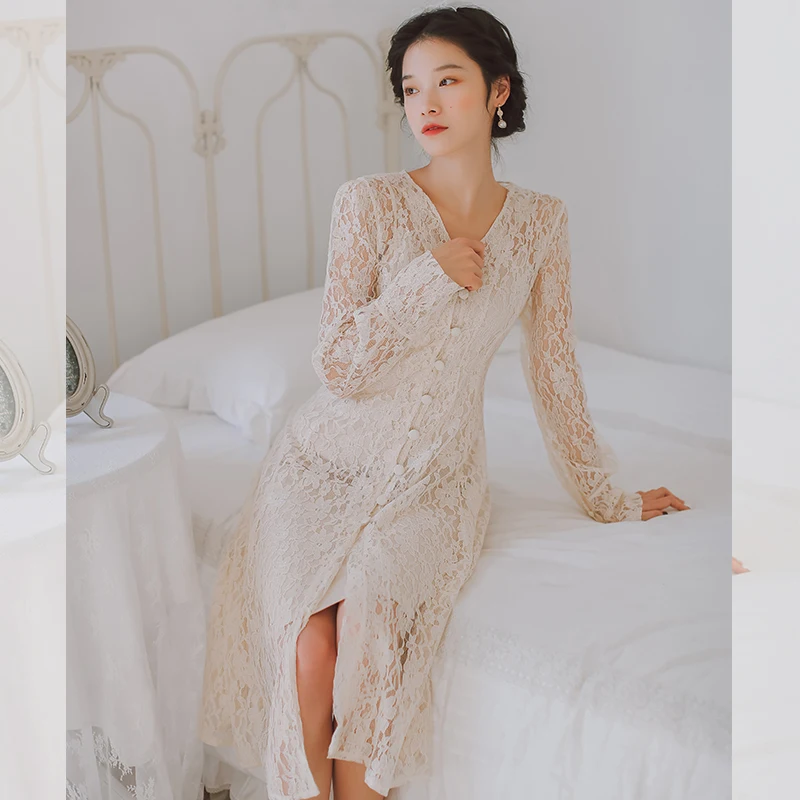 Женское однобортное платье-трапеция с V-образным вырезом и кружевом | Женская