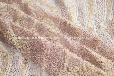 Вышитая нить из блесток окрашенная в пряже сетчатая волнистая кружевная ткань