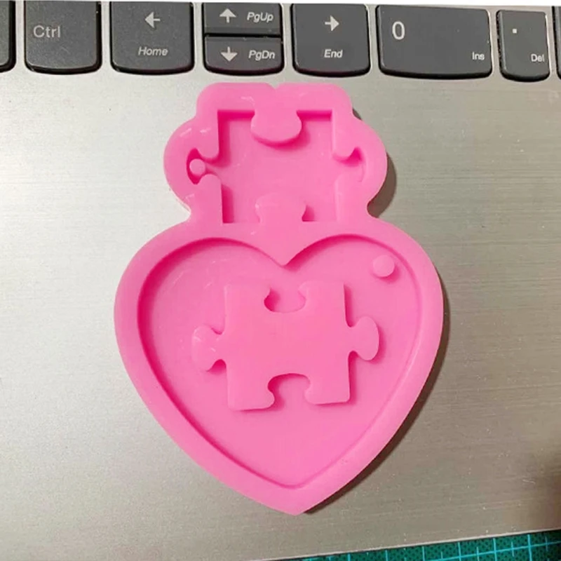 

DIY Autistic Love Puzzle Pendant Keychain Silicone Mold Heart Jigsaw Puzzle Mold 45BC