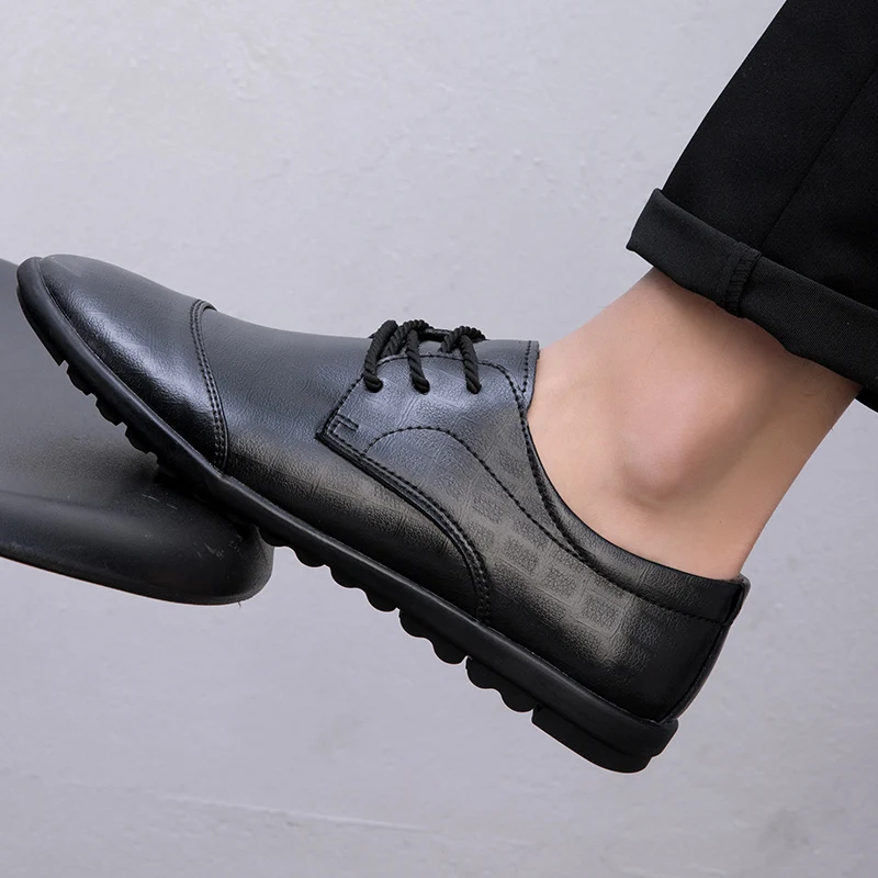 

Zapatos Casuales Sapato Masculino Casual Shoes Men Leather Flat Zapatos Casuales Para Hombre De Cuero Man Fashion Black Shoe