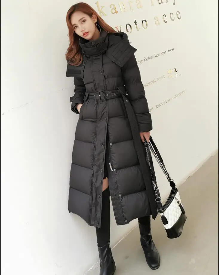 Модное зимнее новое пальто с капюшоном большой размер черный белый женское манто