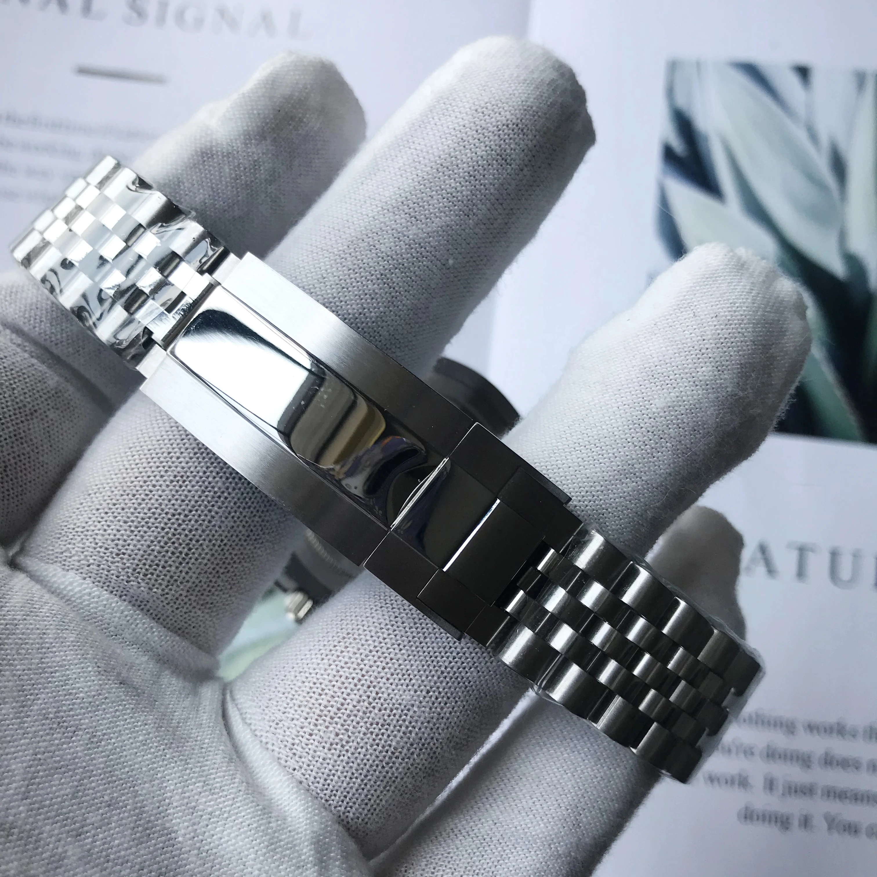 

High-end watches men's automatic U1 factory ceramic bezel sapphire glass luminous needle sweep movement luxury green sub-watch