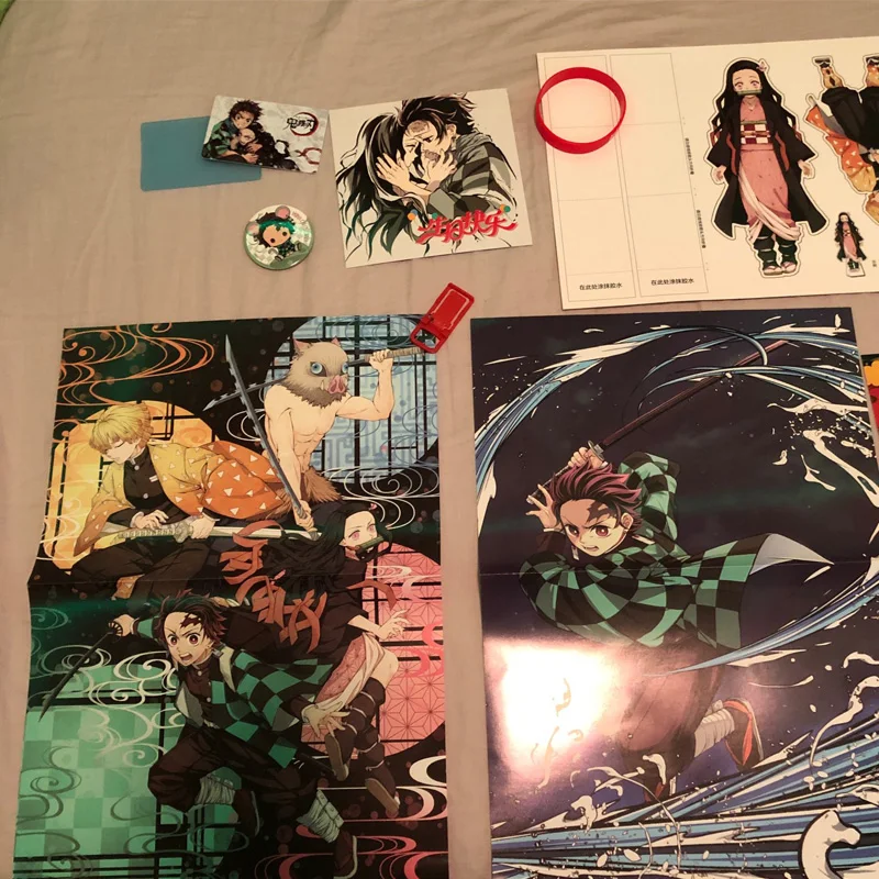 Экшн-фигурки из японского аниме рассекающий демонов: Kimetsu no Yaiba Tanjirou Nezuko значок