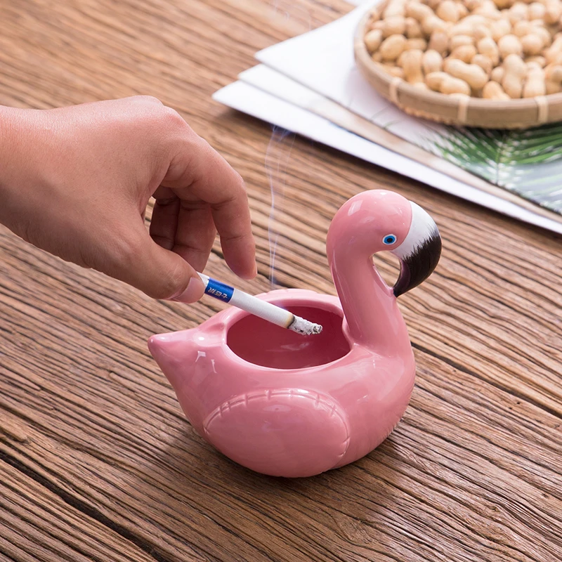 Пепельница керамическая в виде лебедя декоративная Милая мультяшная пепельница