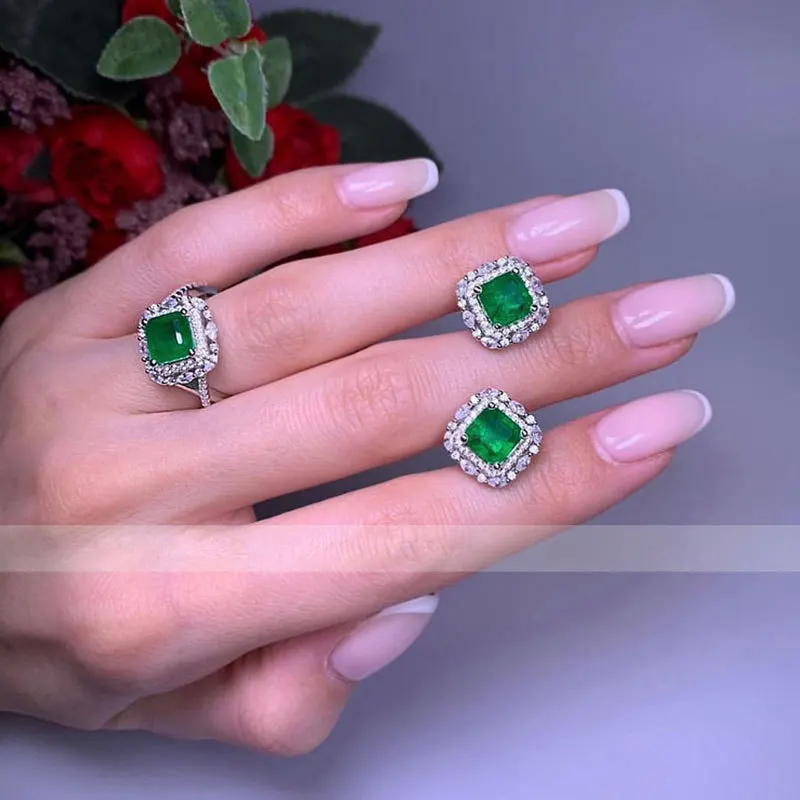 

Серьги-гвоздики женские из серебра 100% пробы, с изумрудом, 2 карата