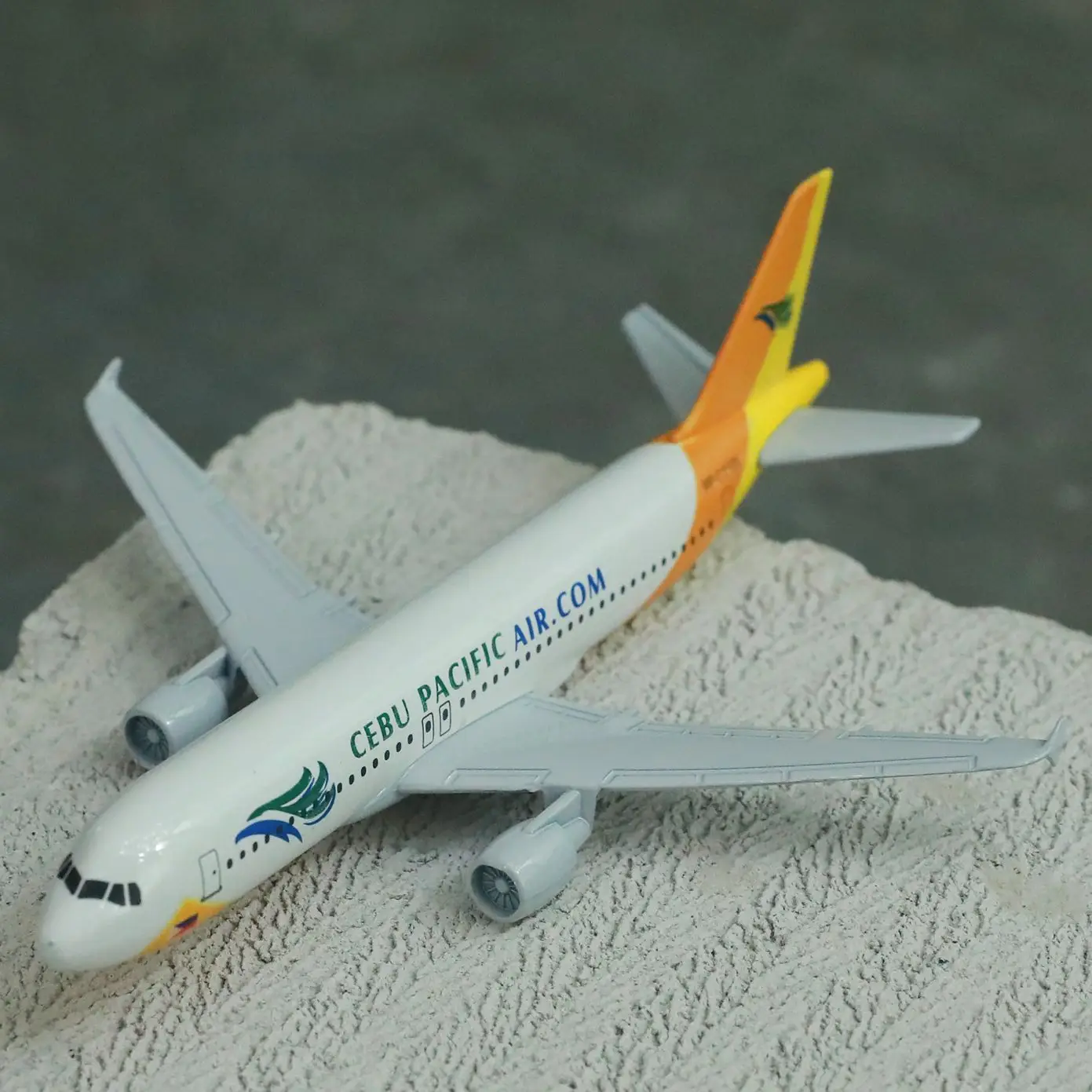 

Филиппины CEBU Pacific Airlines модель самолета 6 "металлический самолет литье под давлением Мини Мото коллекция Eduactional игрушки