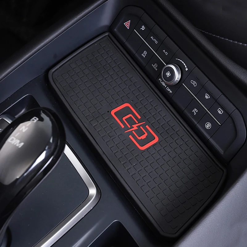 

Для Haval F7 F7X 2018 2019 2020 10 Вт автомобильное беспроводное зарядное устройство для телефона QI зарядная пластина держатель для телефона аксессуары...