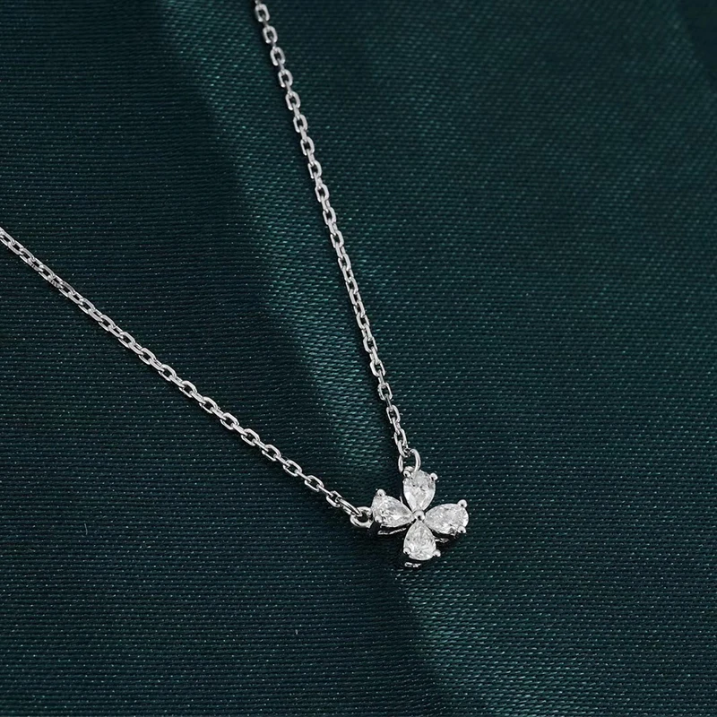 Подвеска Aazuo женская из 18 каратного белого золота ювелирное изделие с 4 листиками