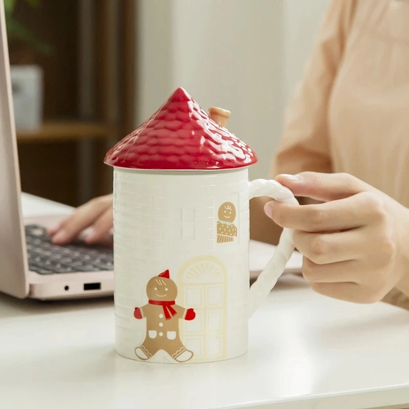 

New Gingerbread Man Red House Cottage Shape Ceramic Mug Coffee Cup With Lid Home Tea Cup