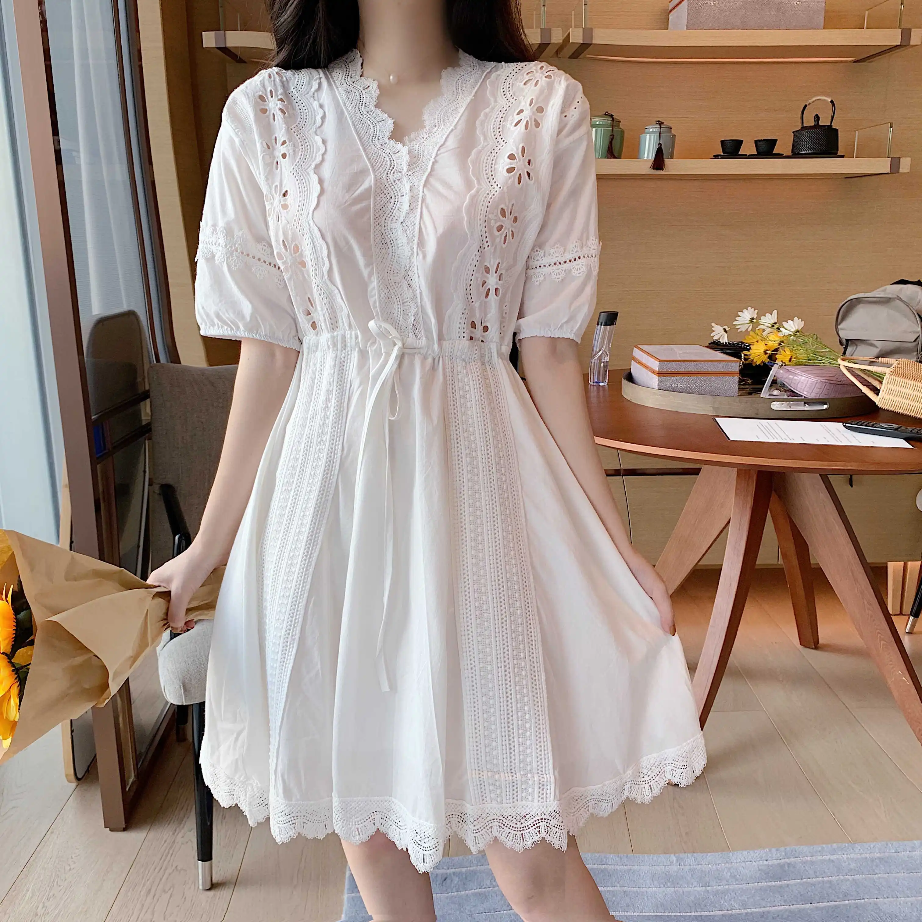 

COIGARSAM French Style Women dress Belt Hollow Out High Waist Dresses White Red 1131